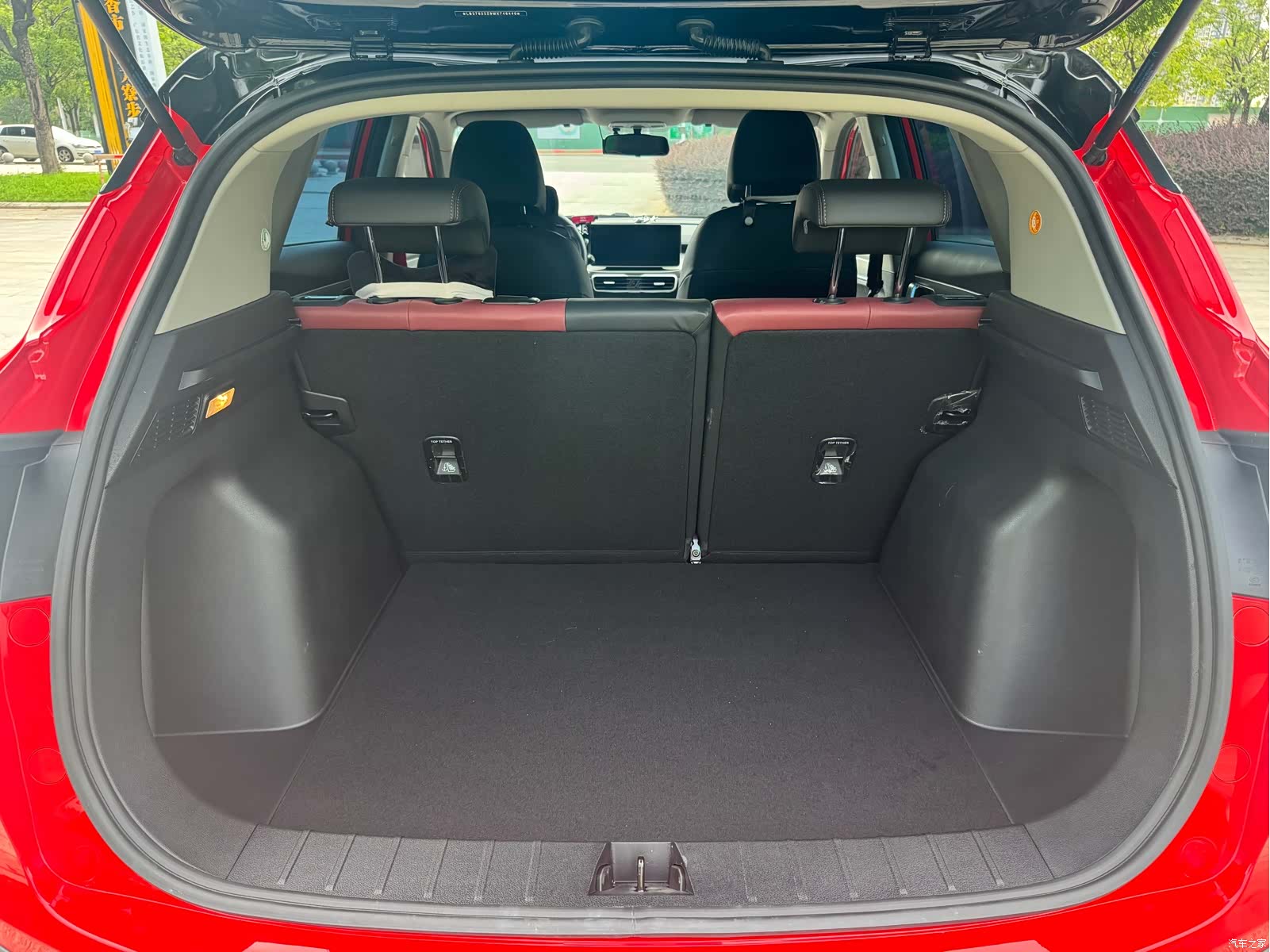 Geely Coolray, 2021 14