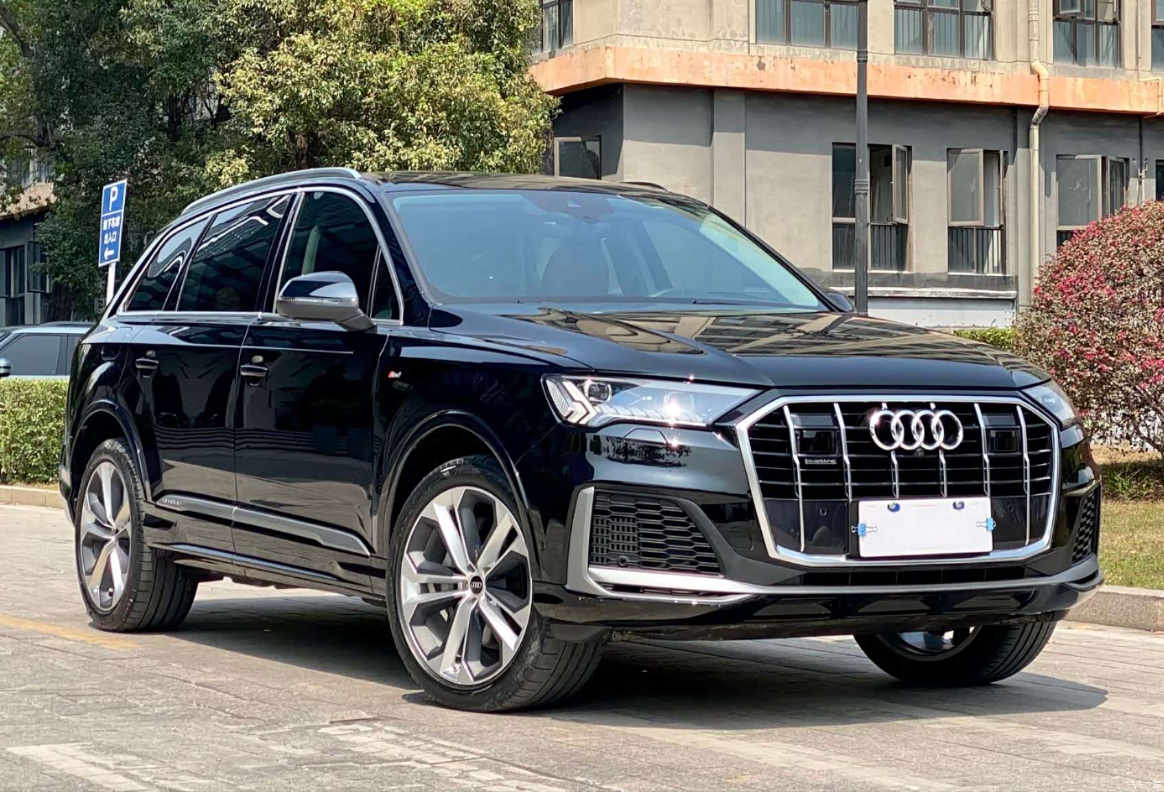 Audi Q7, 2021 3