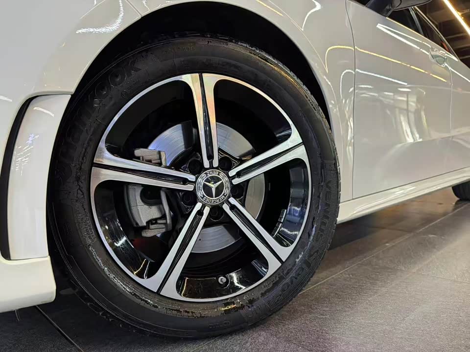 Mercedes-Benz Class A Mercedes-Benz Class A
