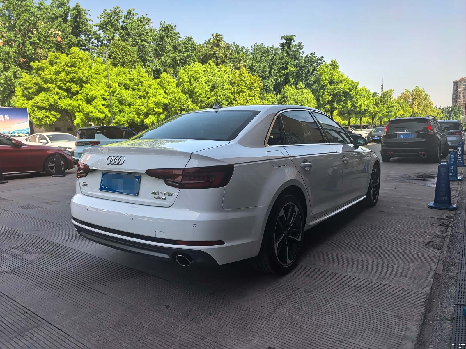 Audi A4L, 2018 10