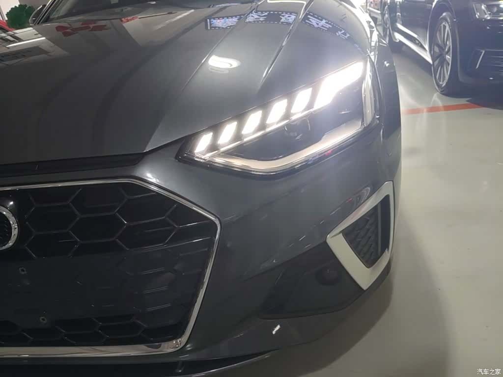Audi A4L, 2021 24