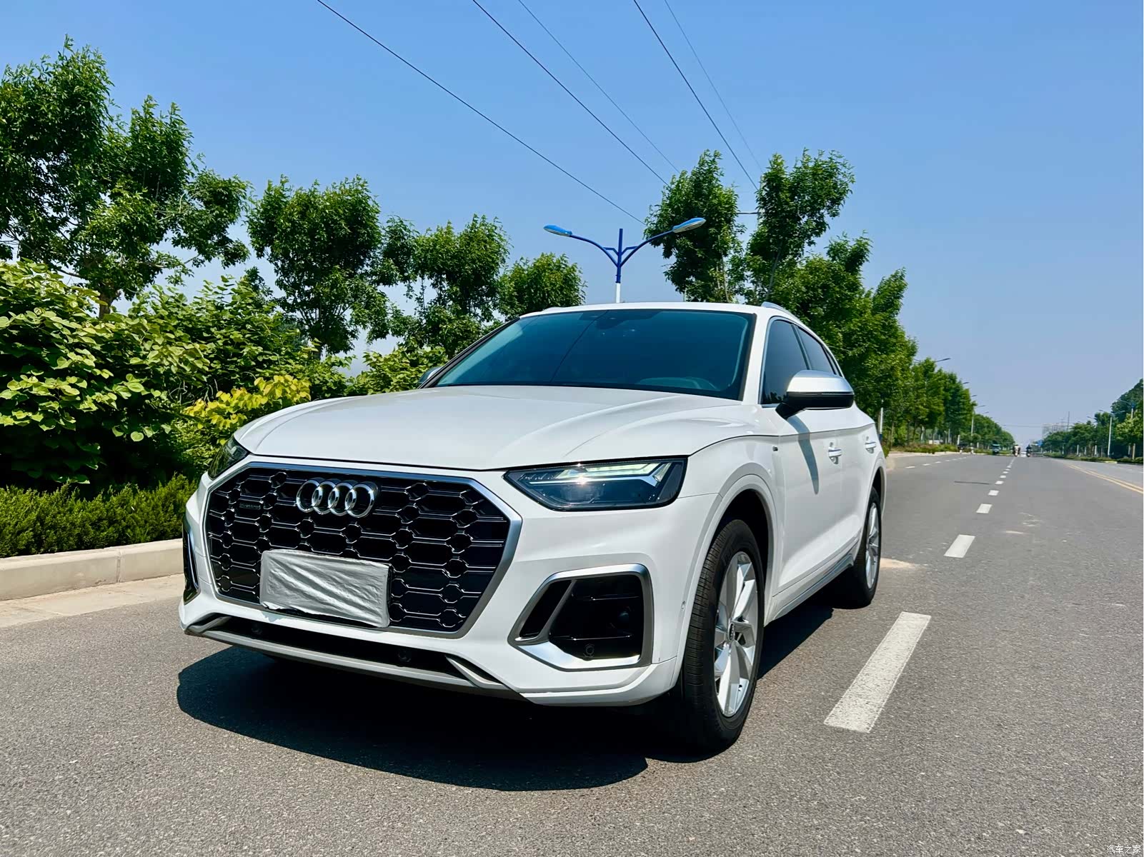 Audi Q5L, 2021 1