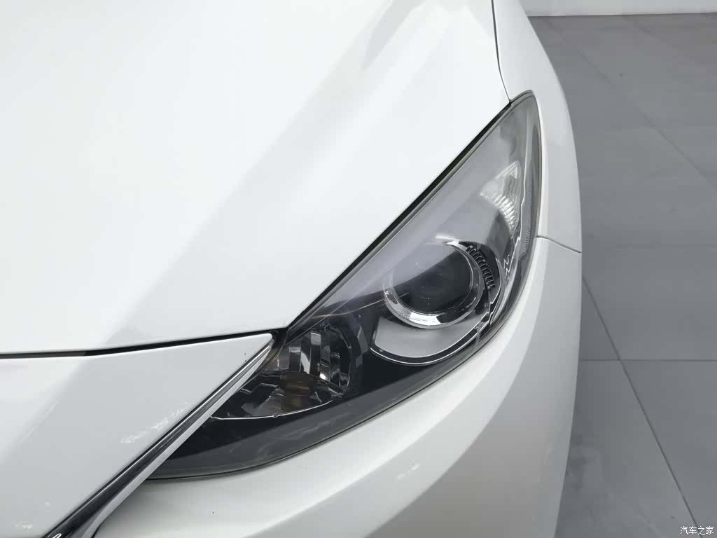 Mazda Mazda3, 2016 7