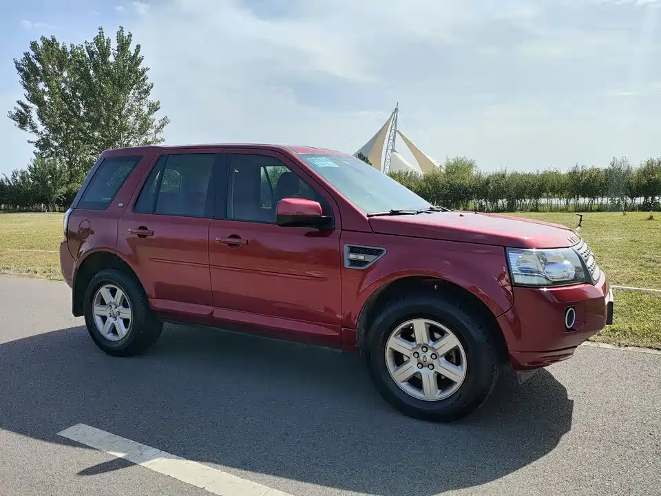 Land Rover Freelander 2
