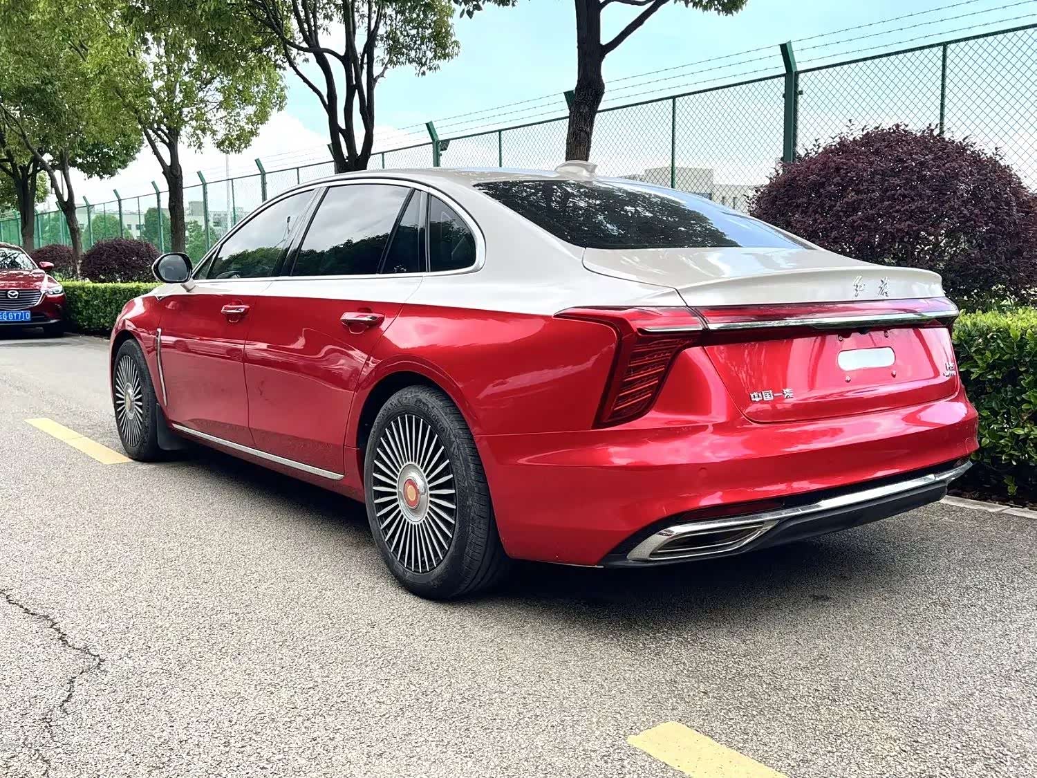 Hongqi H5, 2023 9