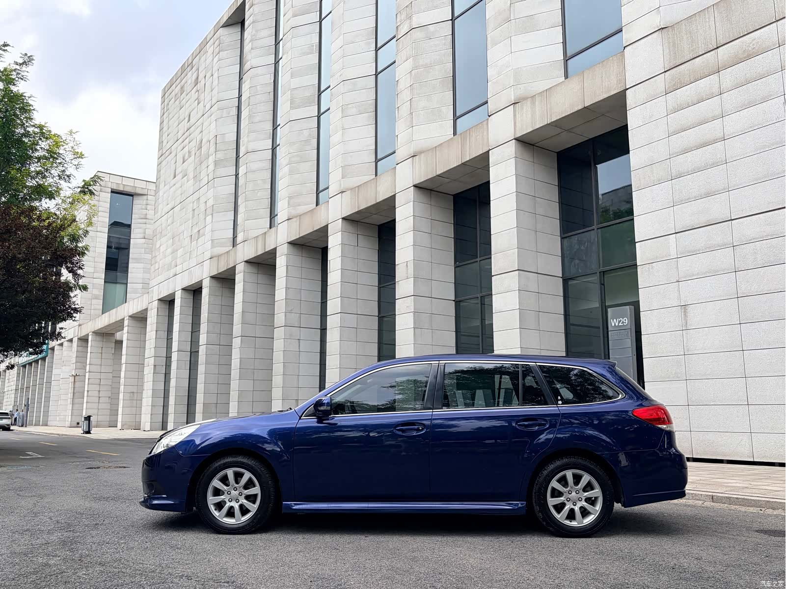 Subaru Legacy, 2010 6