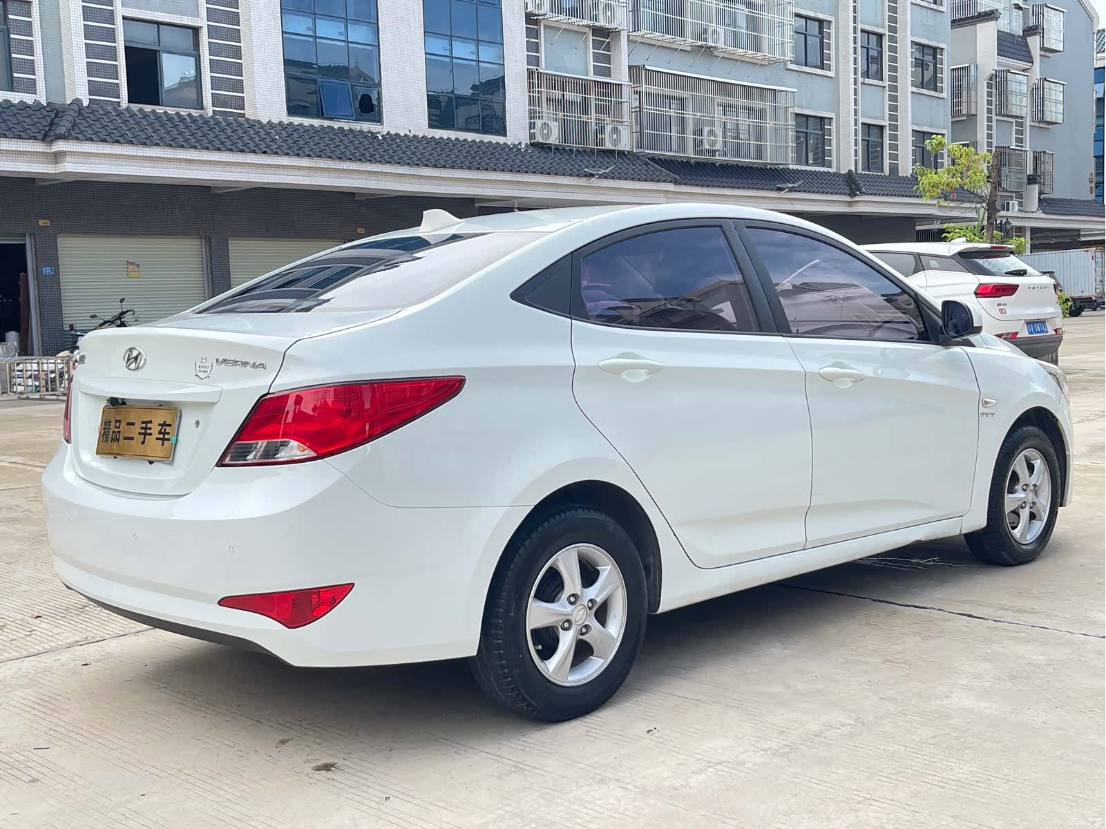 Hyundai GLS, 2016 7