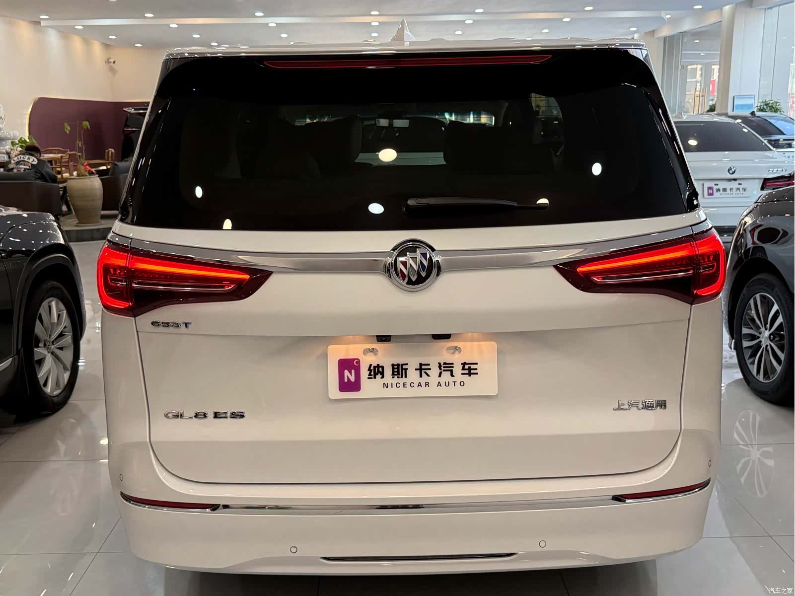 Buick GL8, 2022 8