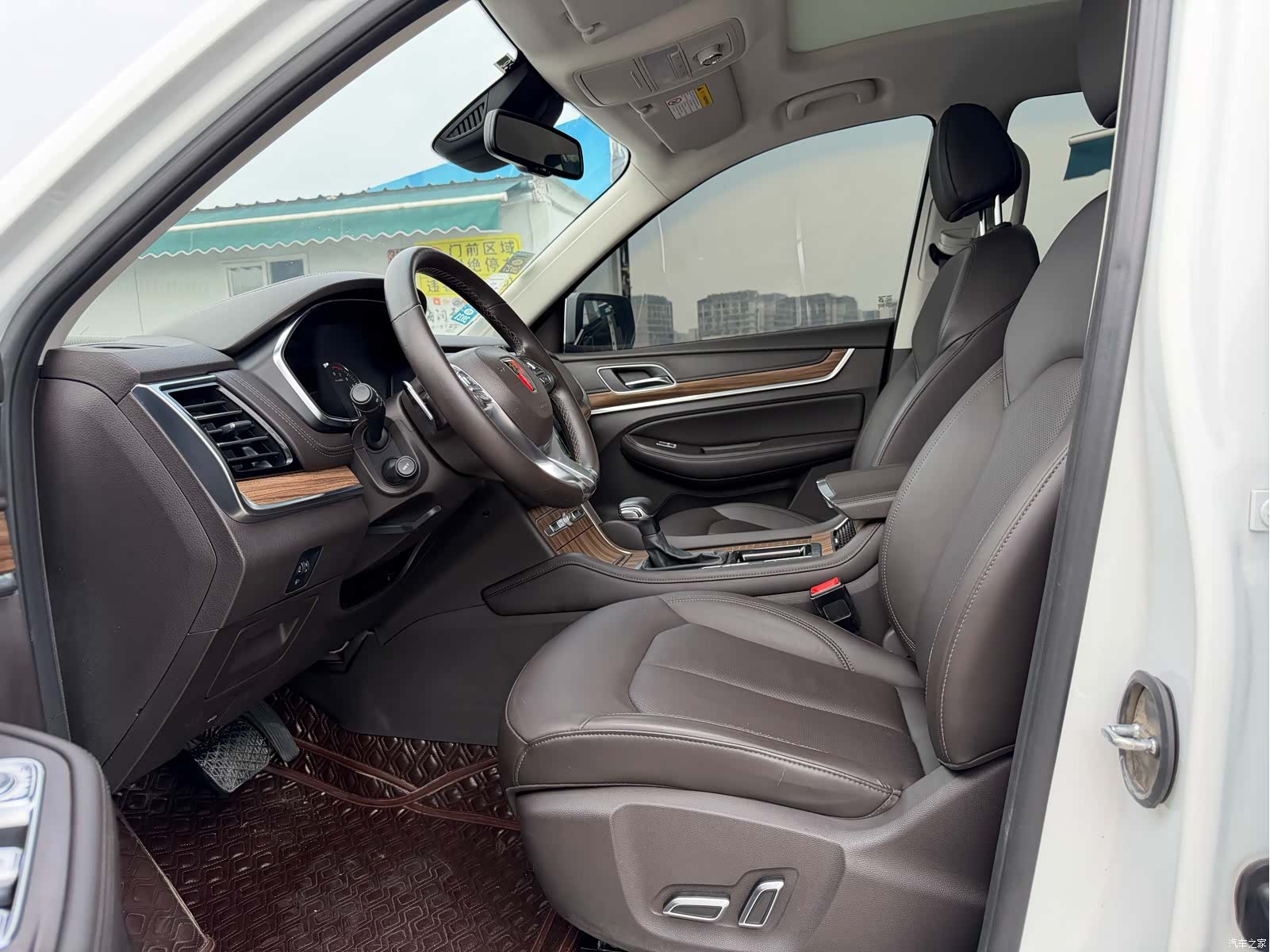 Roewe RX8, 2019 6