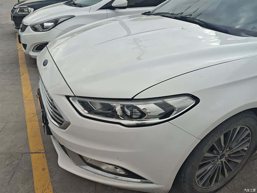 Ford Mondeo, 2017 3