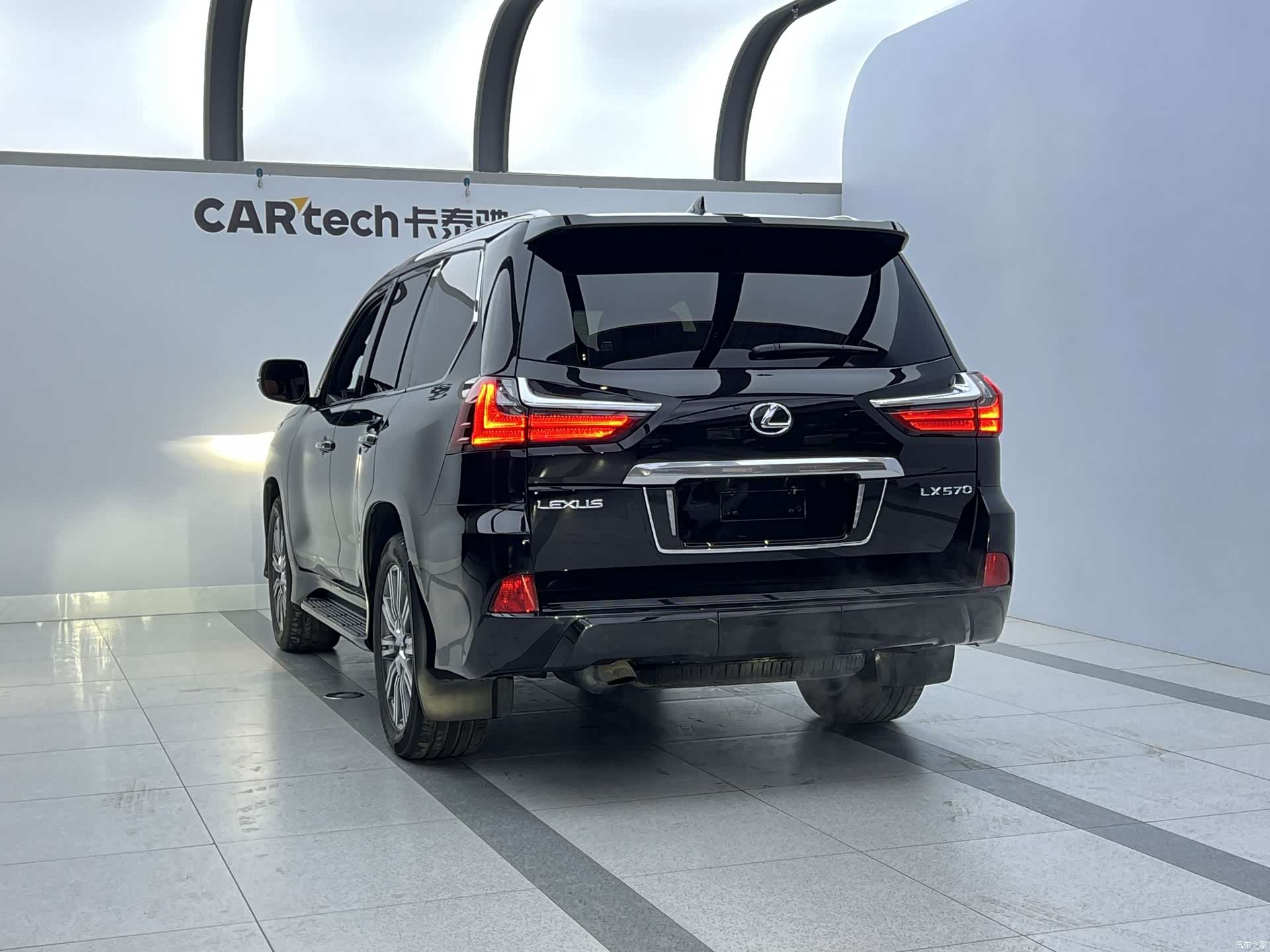 Lexus LX, 2016 3