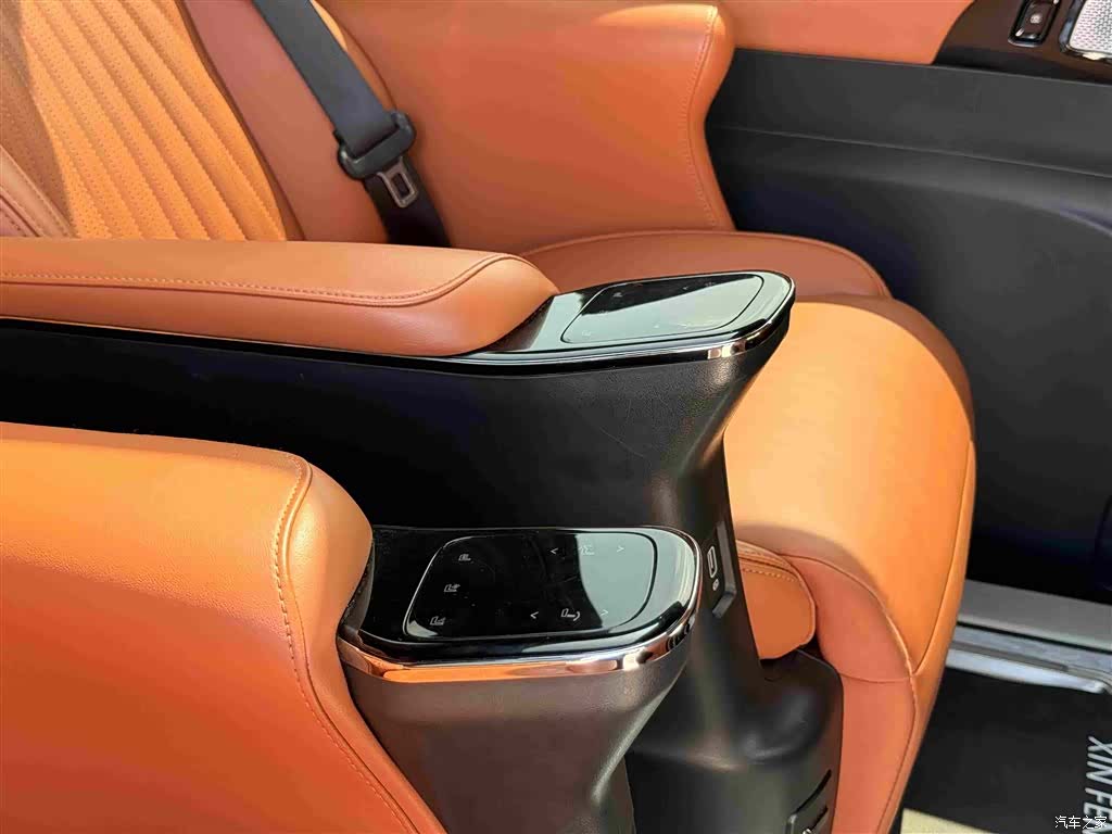 Trumpchi E9, 2024 16