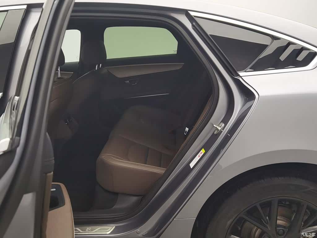 BYD Han, 2023 15
