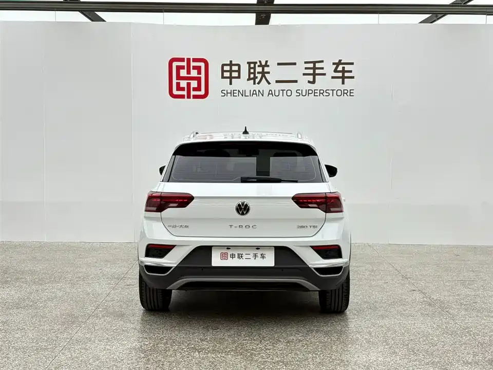 Volkswagen T-ROC exploring Songs