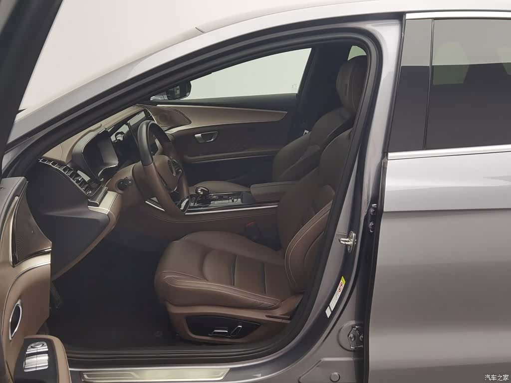 BYD Han, 2023 10