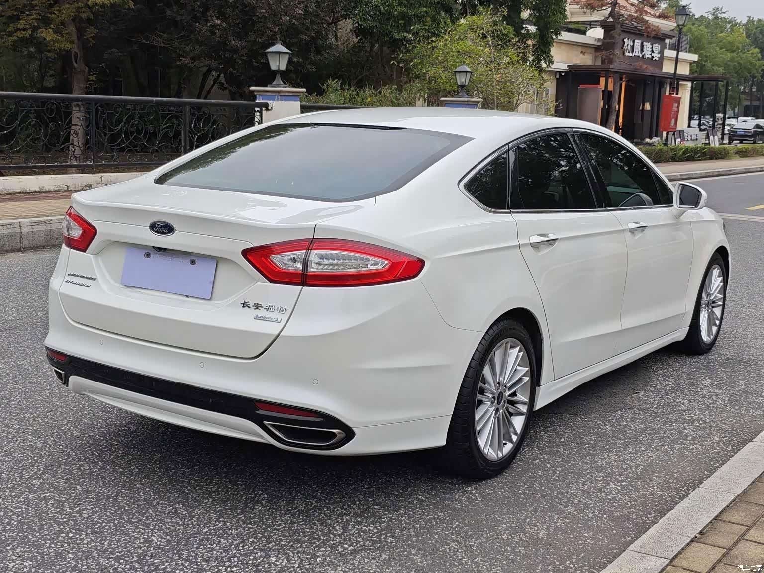 Ford Mondeo, 2014 4