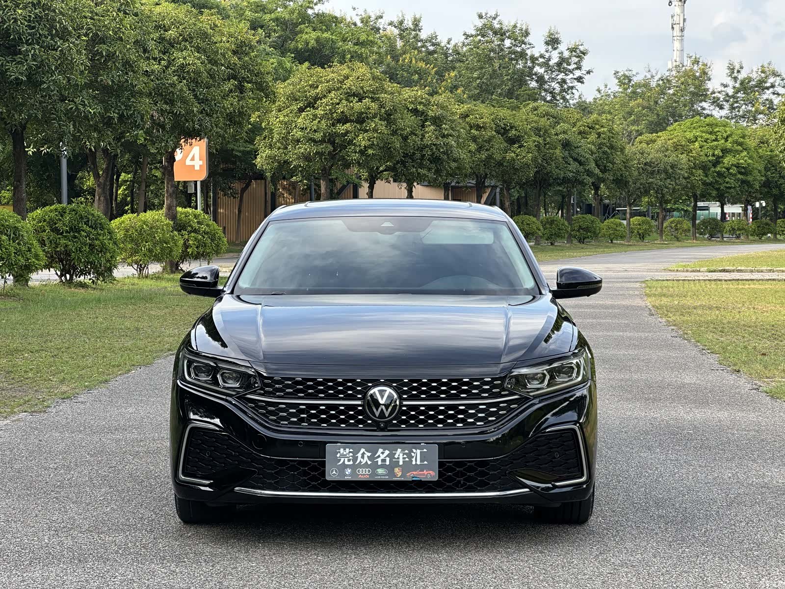 Volkswagen Passat, 2023 2