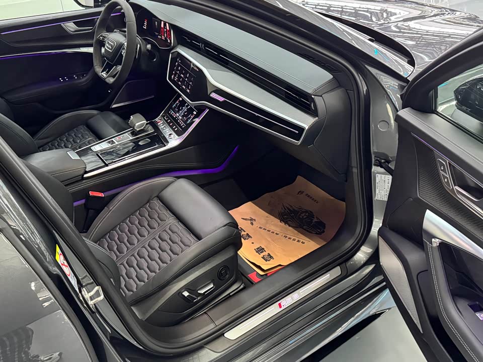 Audi RS 6 Audi RS 6