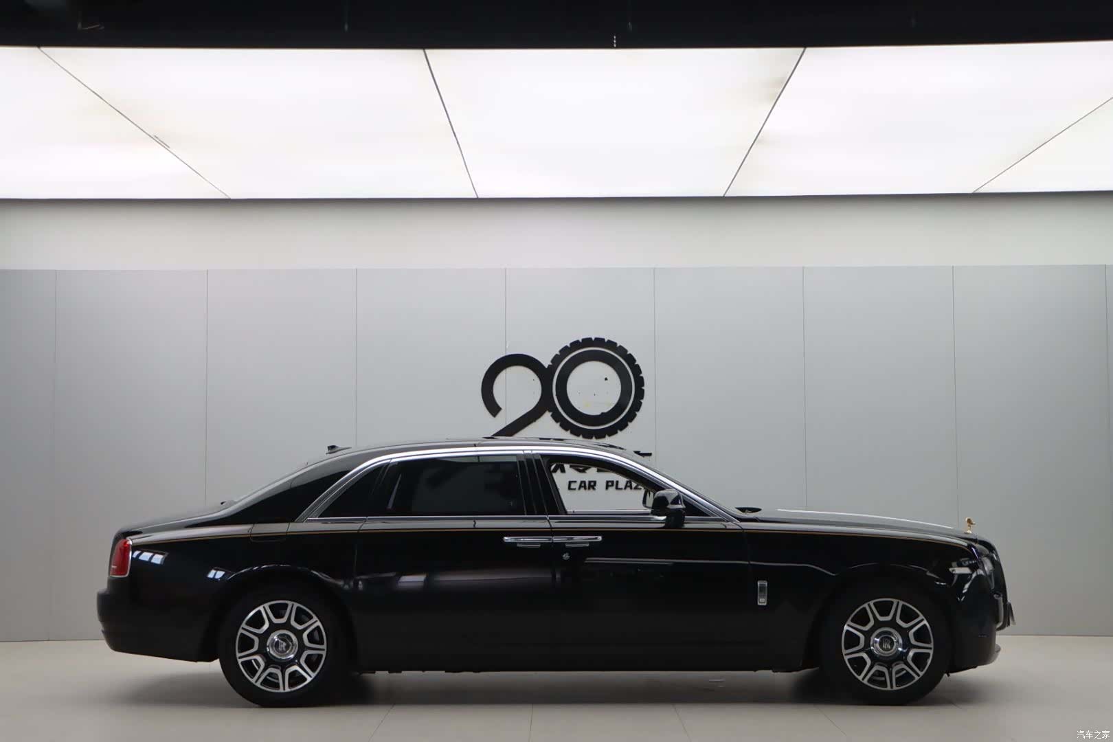 Rolls-Royce Ghost, 2014 36
