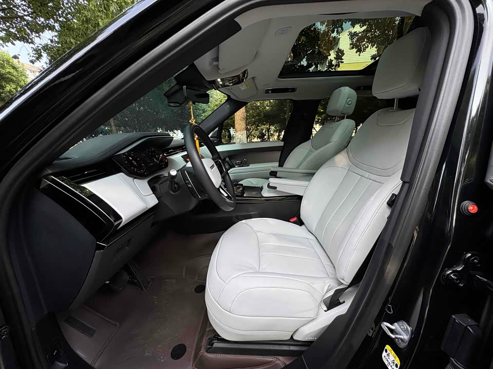 Land Rover Range Rover Sport Land Rover Range Rover Sport