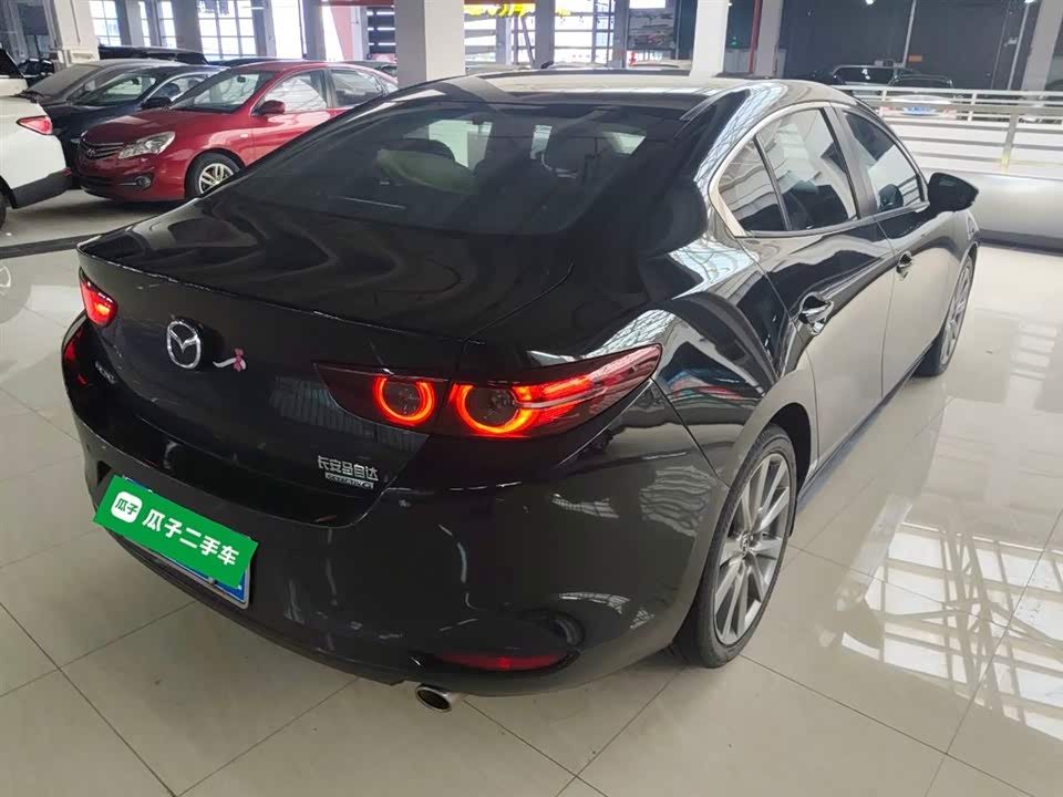 Mazda 3 Angkesaila