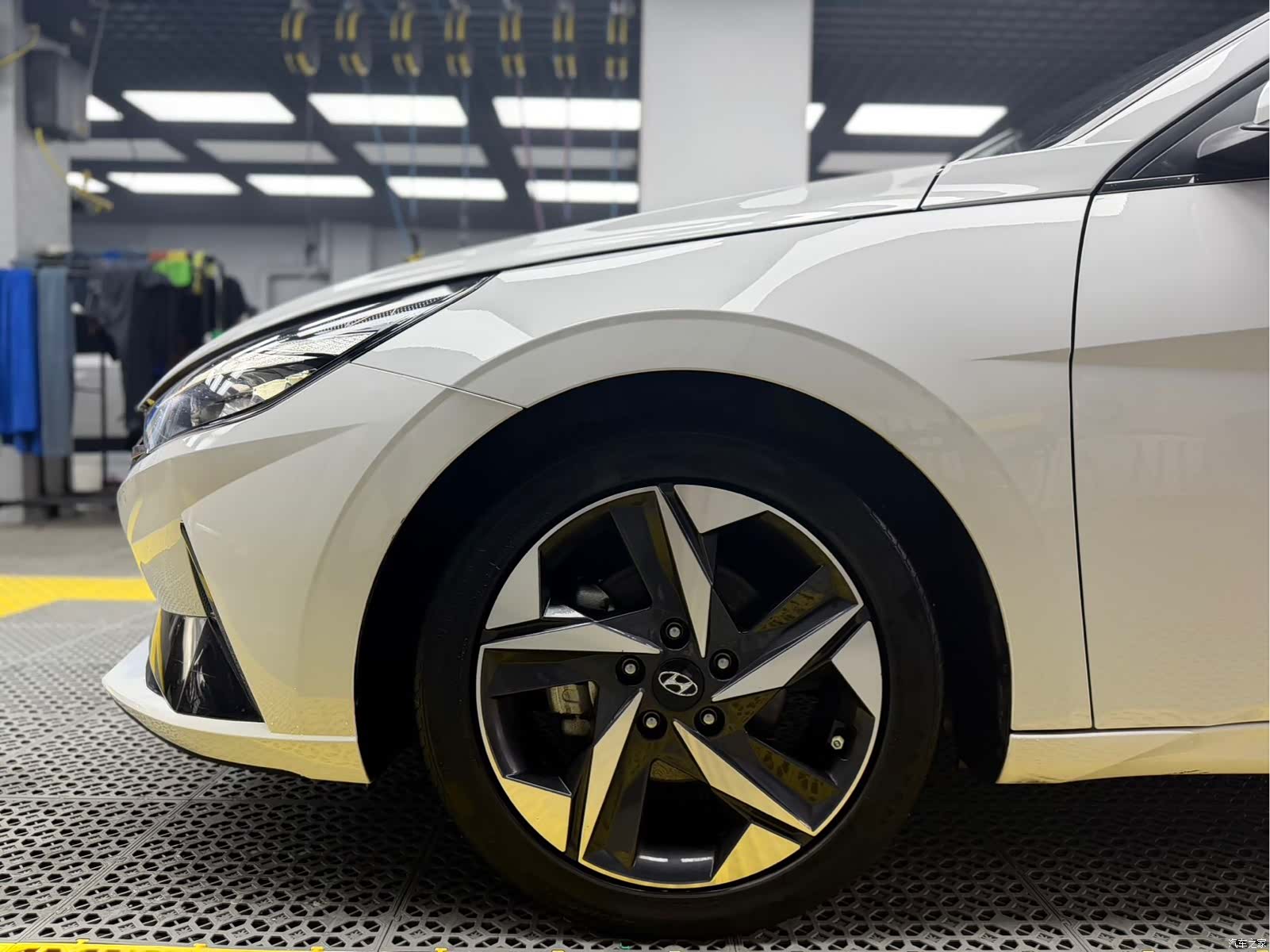 Hyundai Elantra, 2022 7