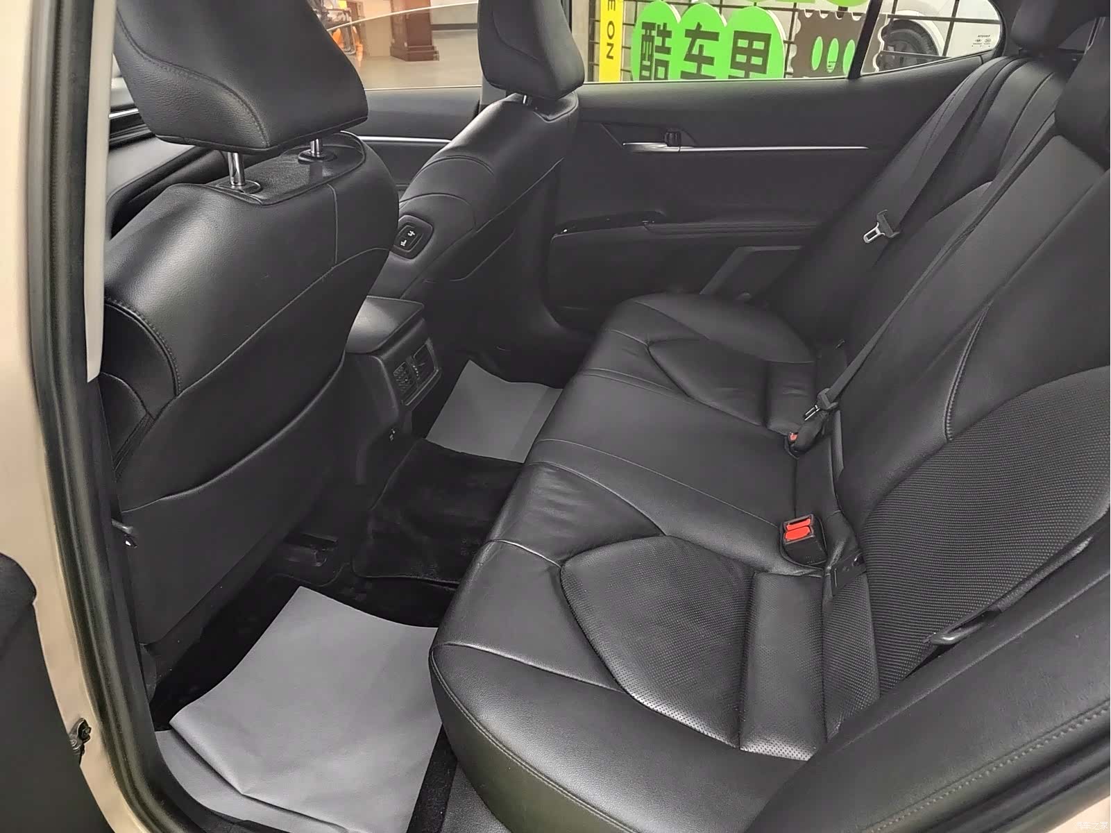 Toyota Camry, 2020 17