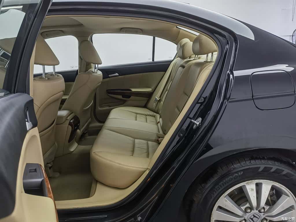 Honda Accord, 2012 15