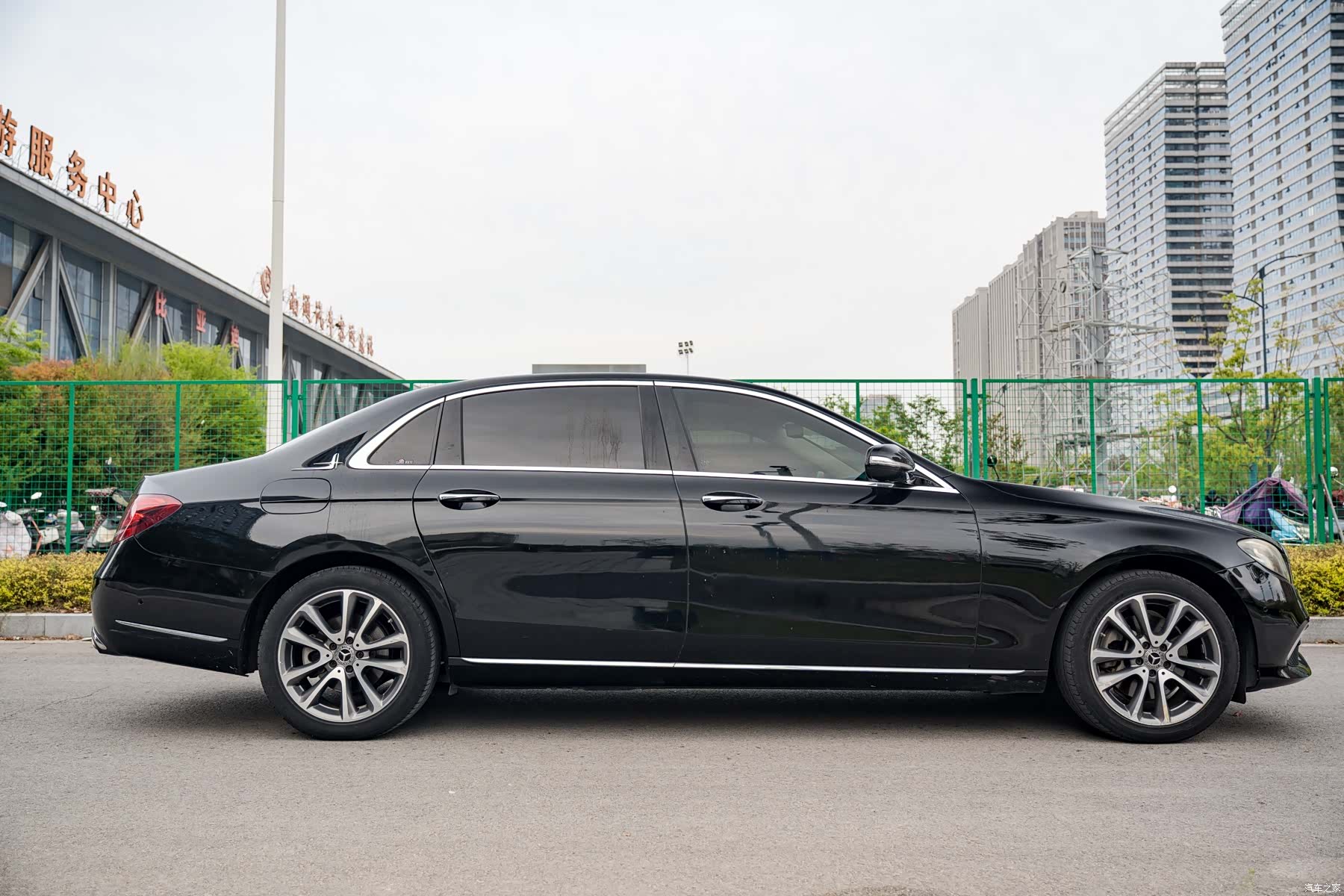 Mercedes-Benz E-Class, 2019 4
