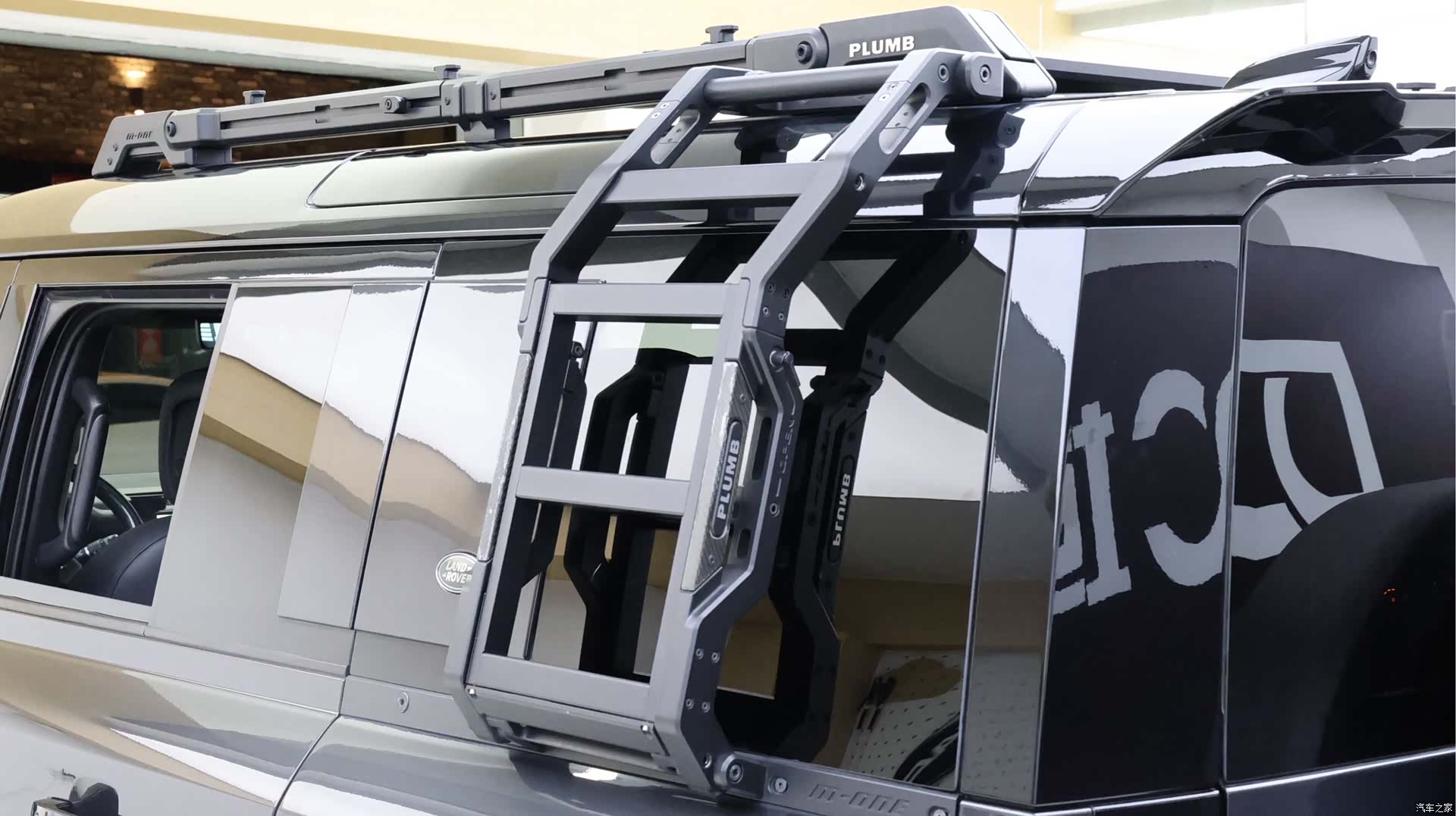 Land Rover Defender, 2022 21