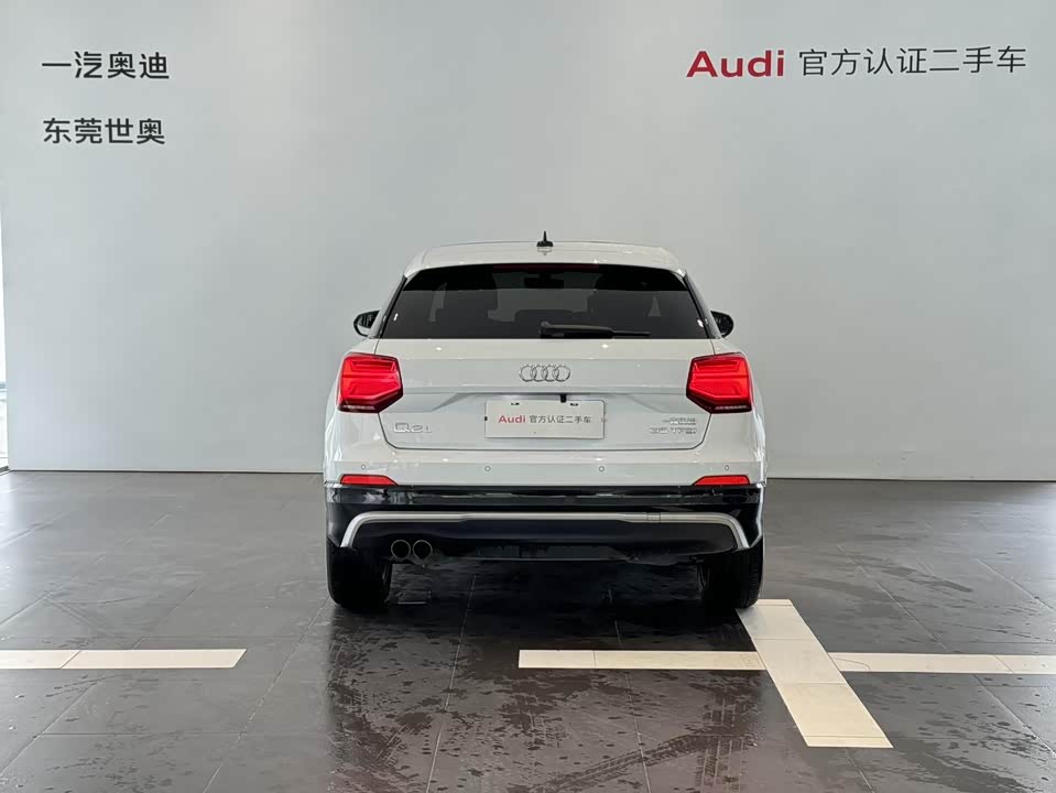 Audi Q2L
