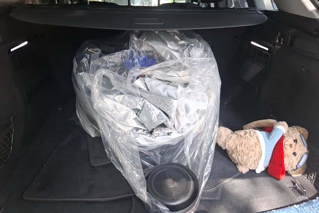 Audi Q5L, 2022 4