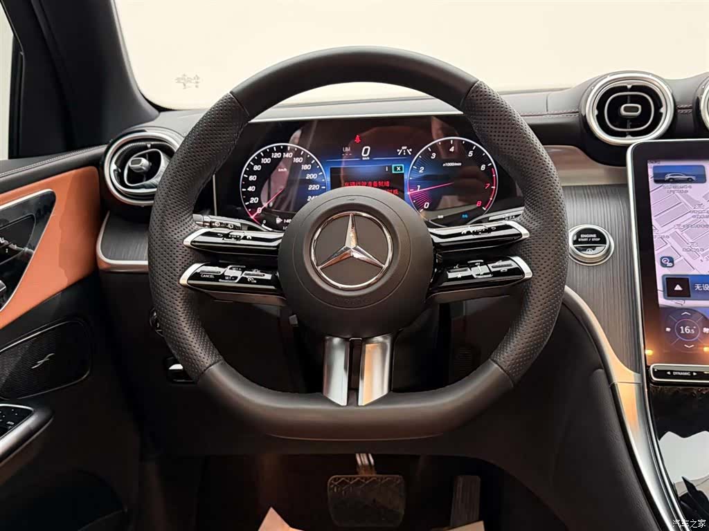 Mercedes-Benz GLC, 2024 27