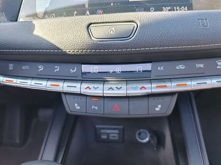 Cadillac XT4 2018 28T liang qu Leading