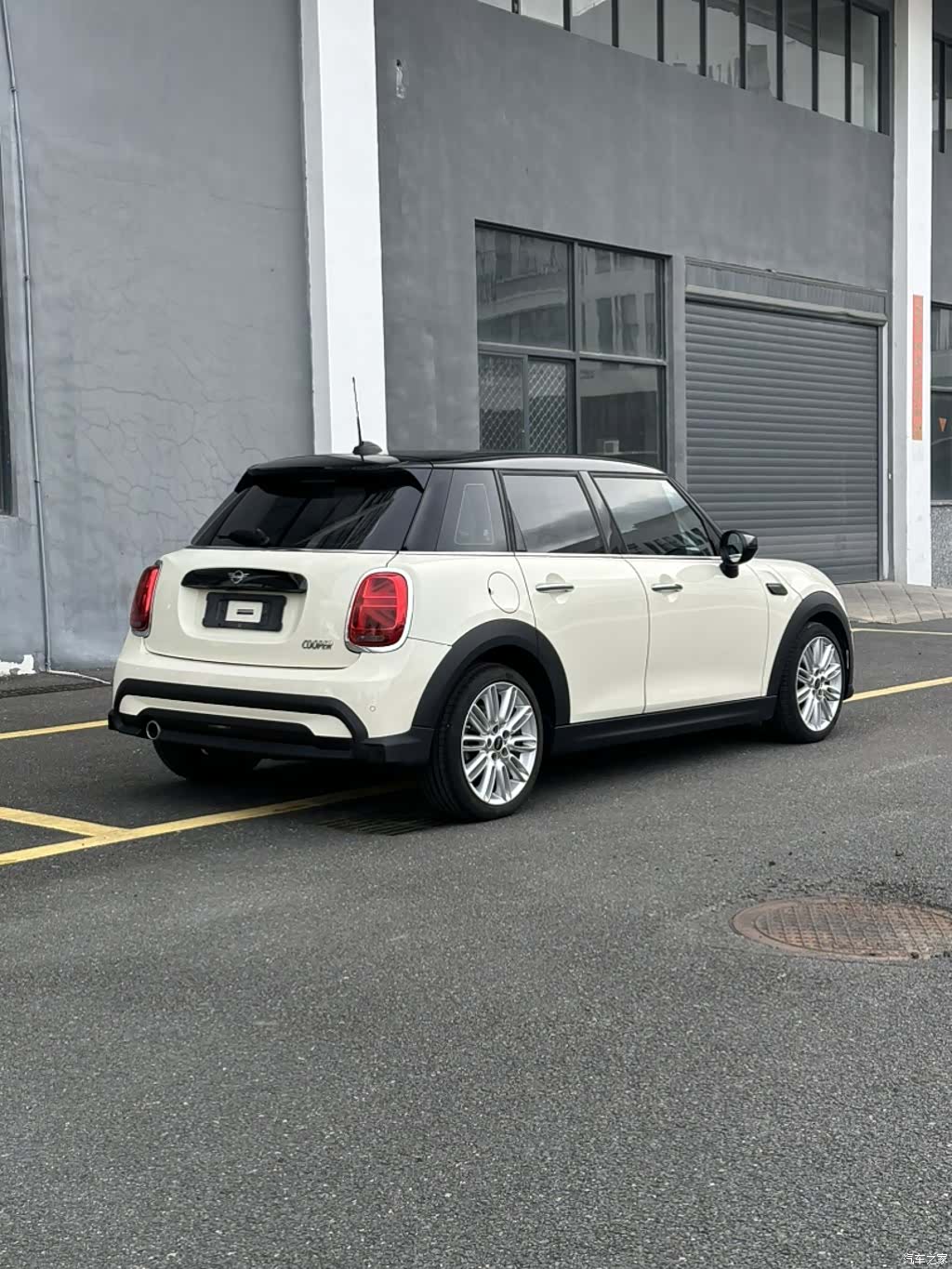 Mini Cooper, 2021 все фото