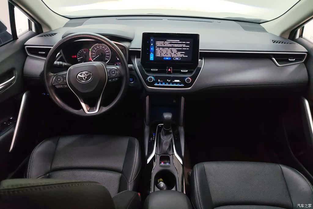 Toyota Frontlander, 2022 12