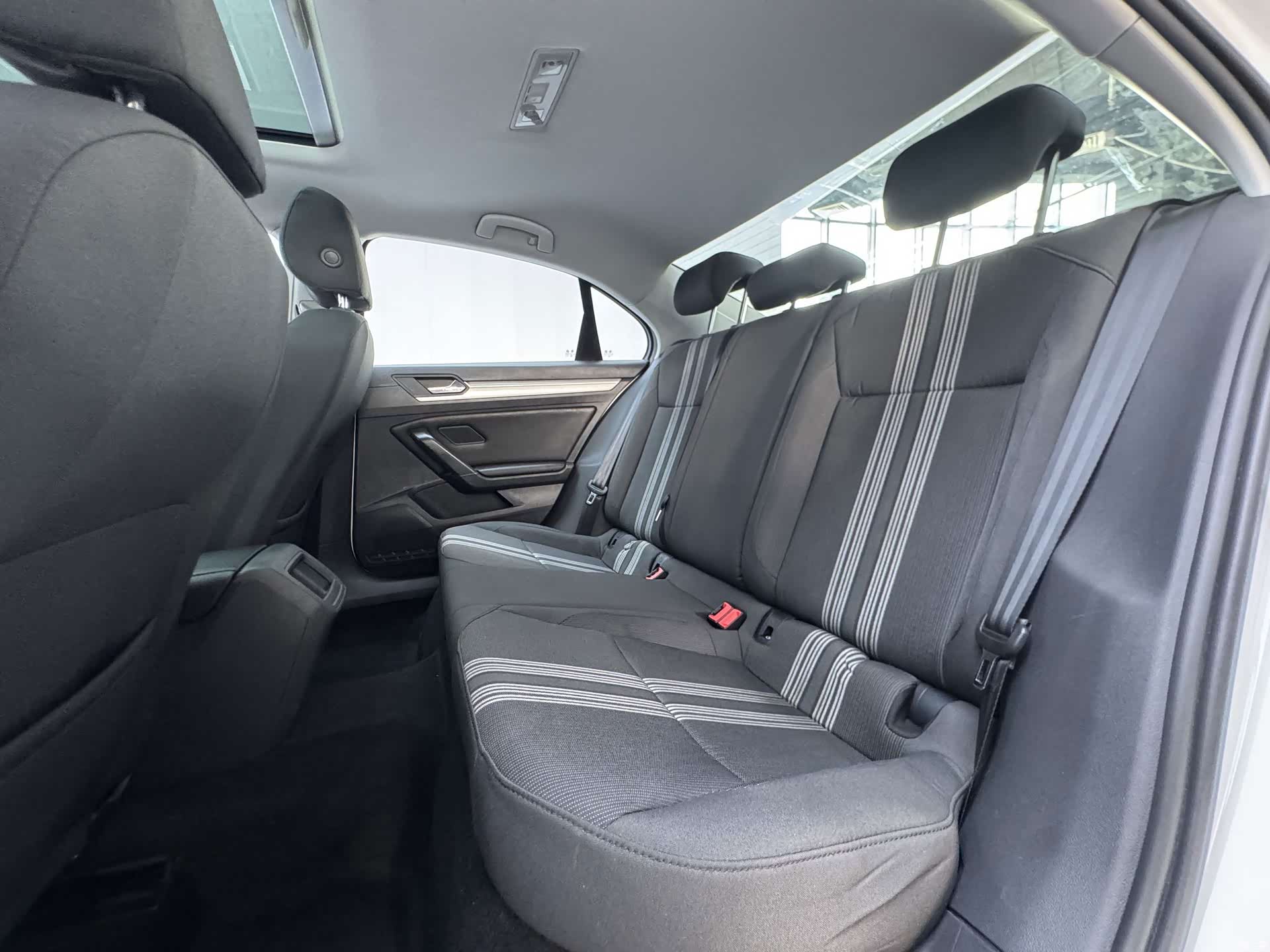 Volkswagen Lamando, 2017 10