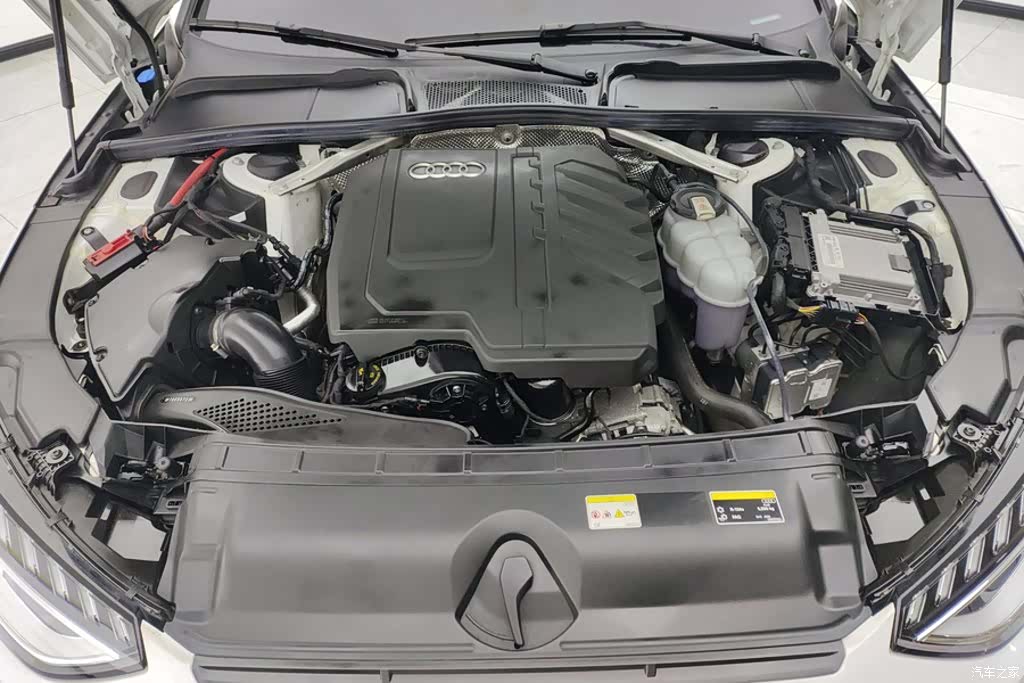 Audi A4L, 2024 10