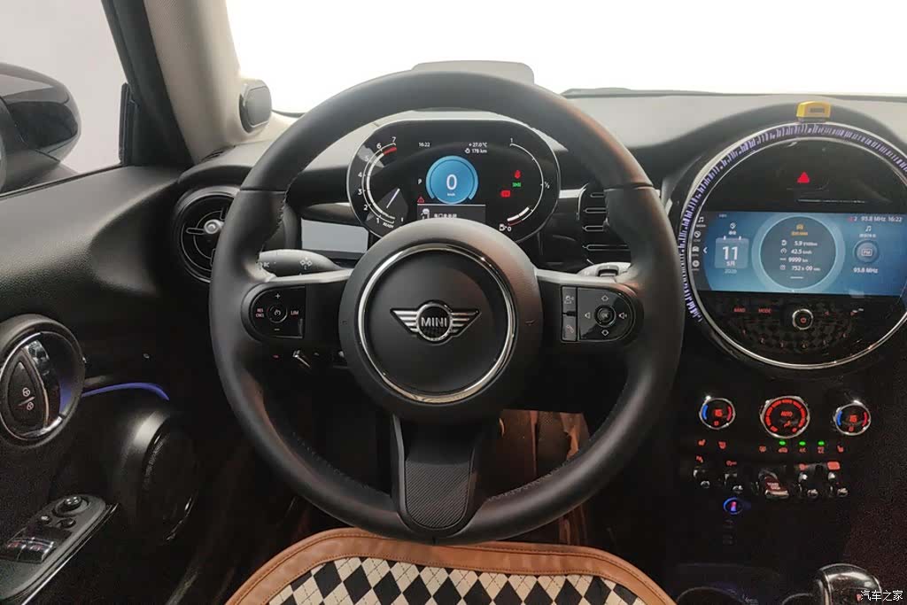 Mini Cooper, 2022 15
