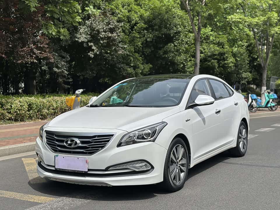 Hyundai Name picture