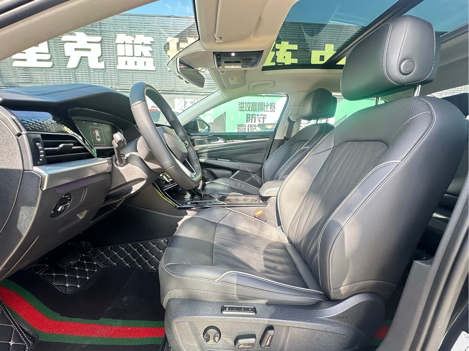 Volkswagen Passat, 2022 14