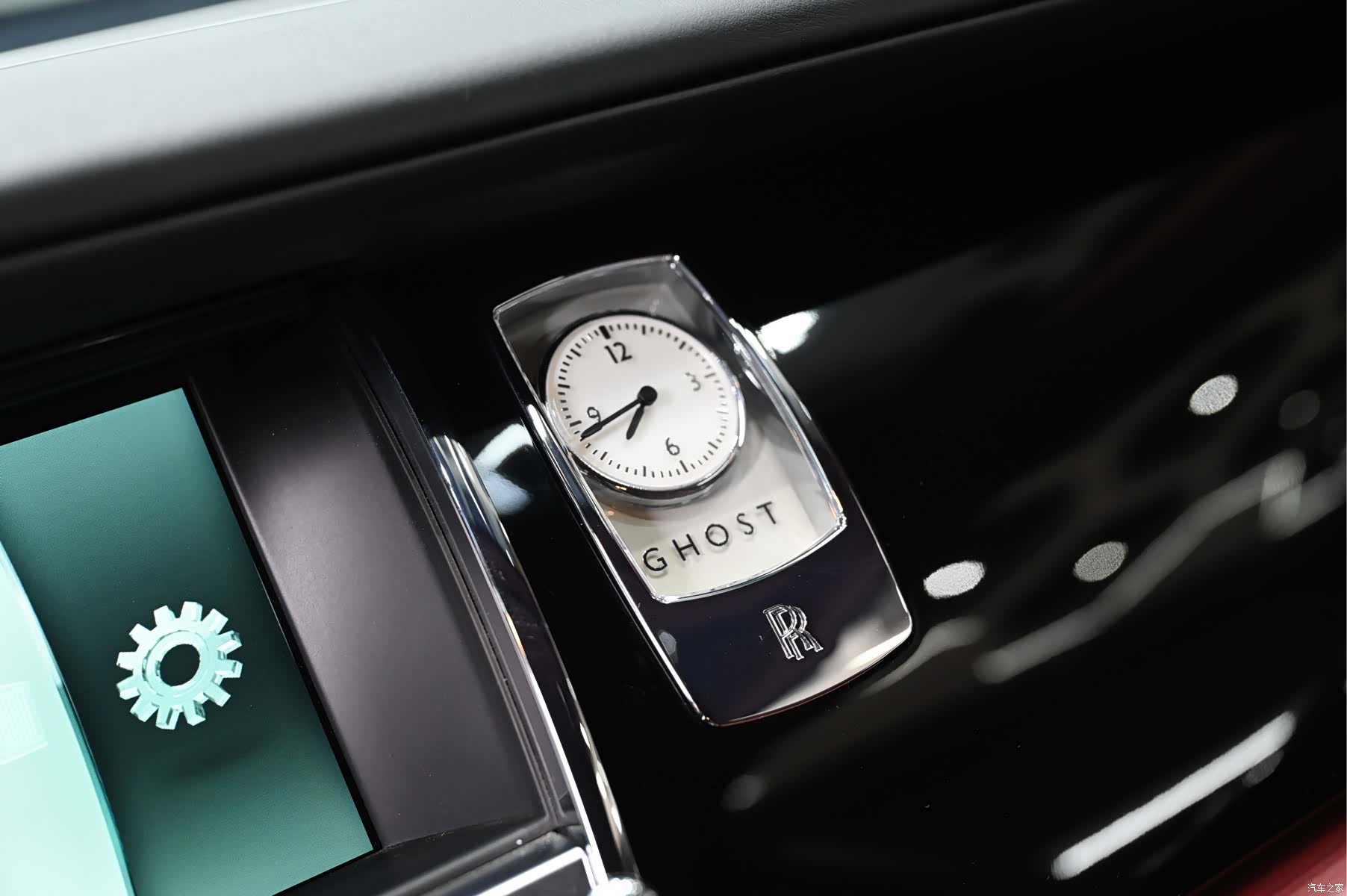 Rolls-Royce Ghost, 2015 14