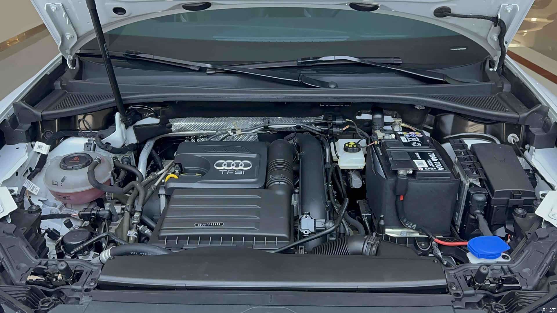 Audi Q3, 2023 18