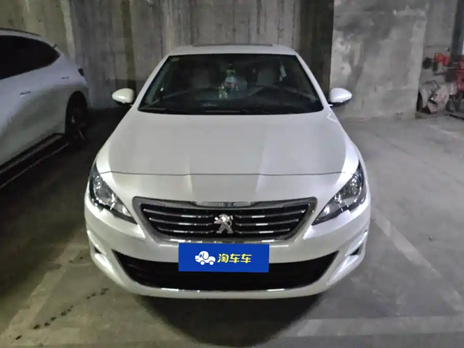 Peugeot 408