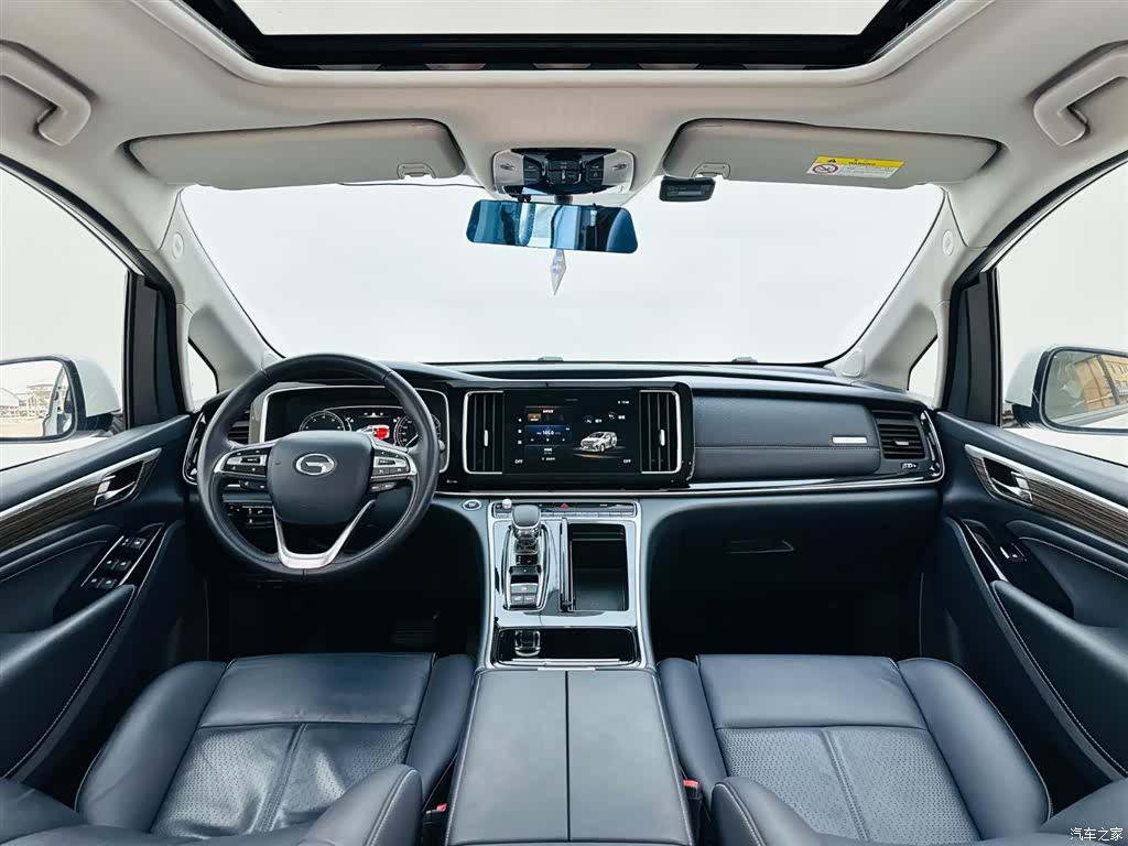 Trumpchi M8, 2022 15