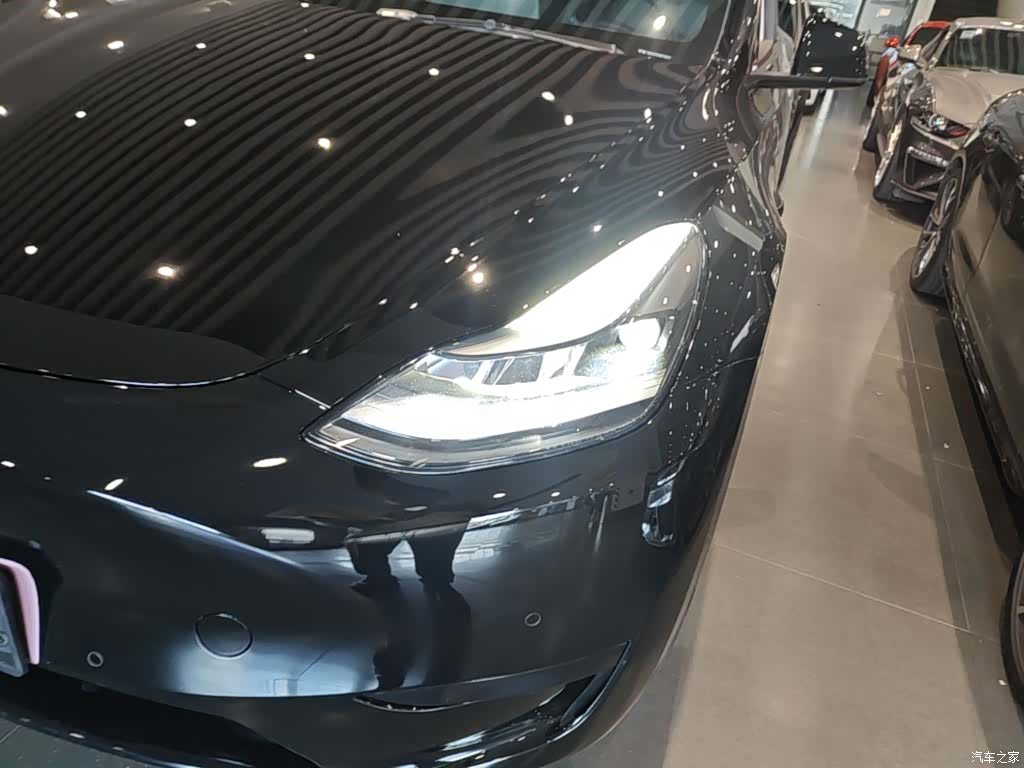 Tesla Model Y, 2023 24