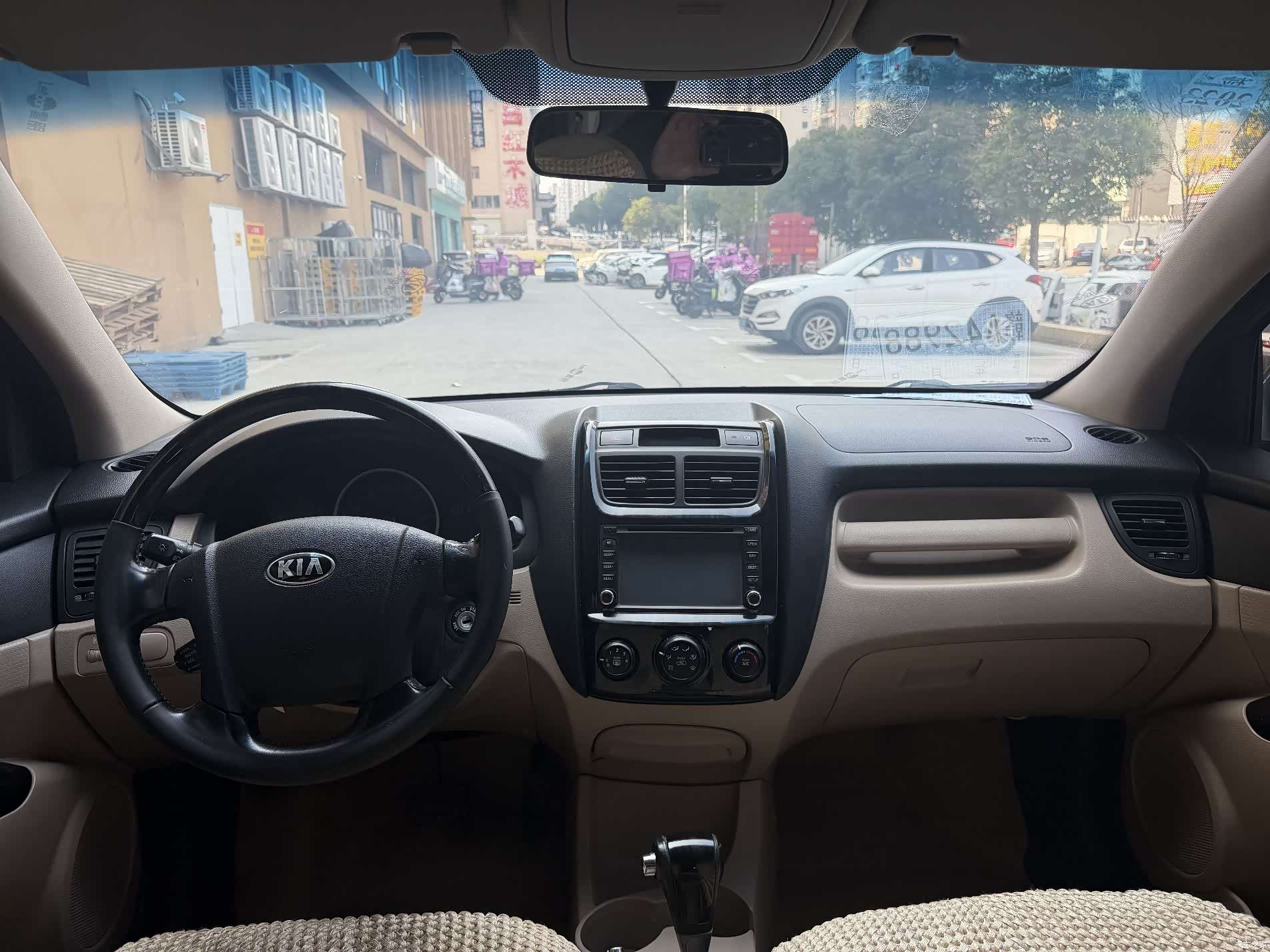Kia GL, 2013 10