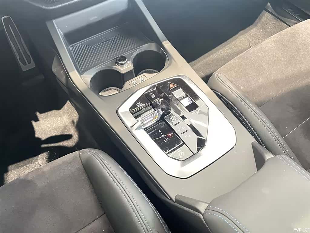 BMW M2, 2025 13