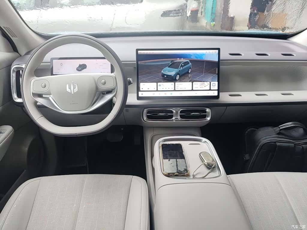 Leapmotor B10, 2025 10