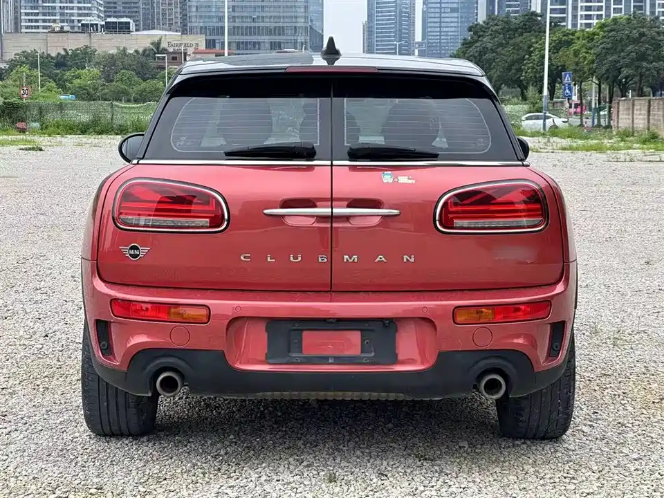 MINI CLUBMAN